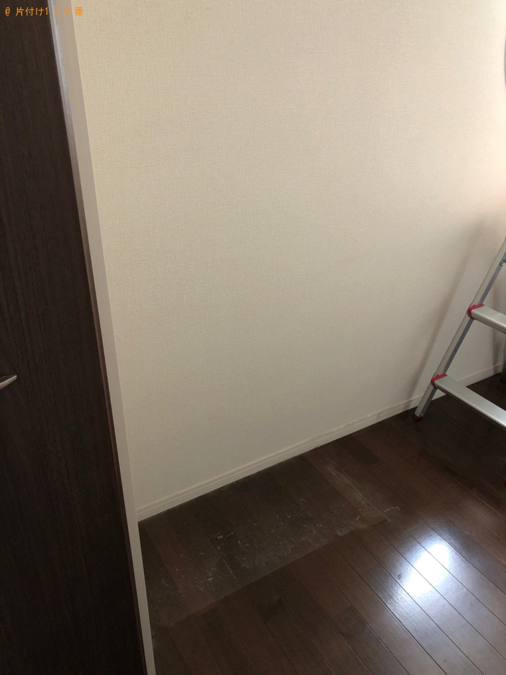 マットレス付きシングルベッド、タンス、冷蔵庫、電子レンジ等の回収