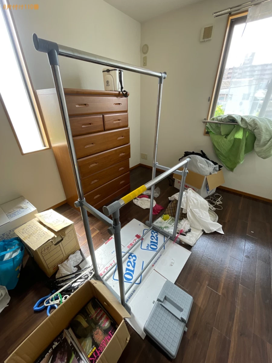 家庭用エアコン、タンス、レンジ台、本棚、ハンガーラック等の回収